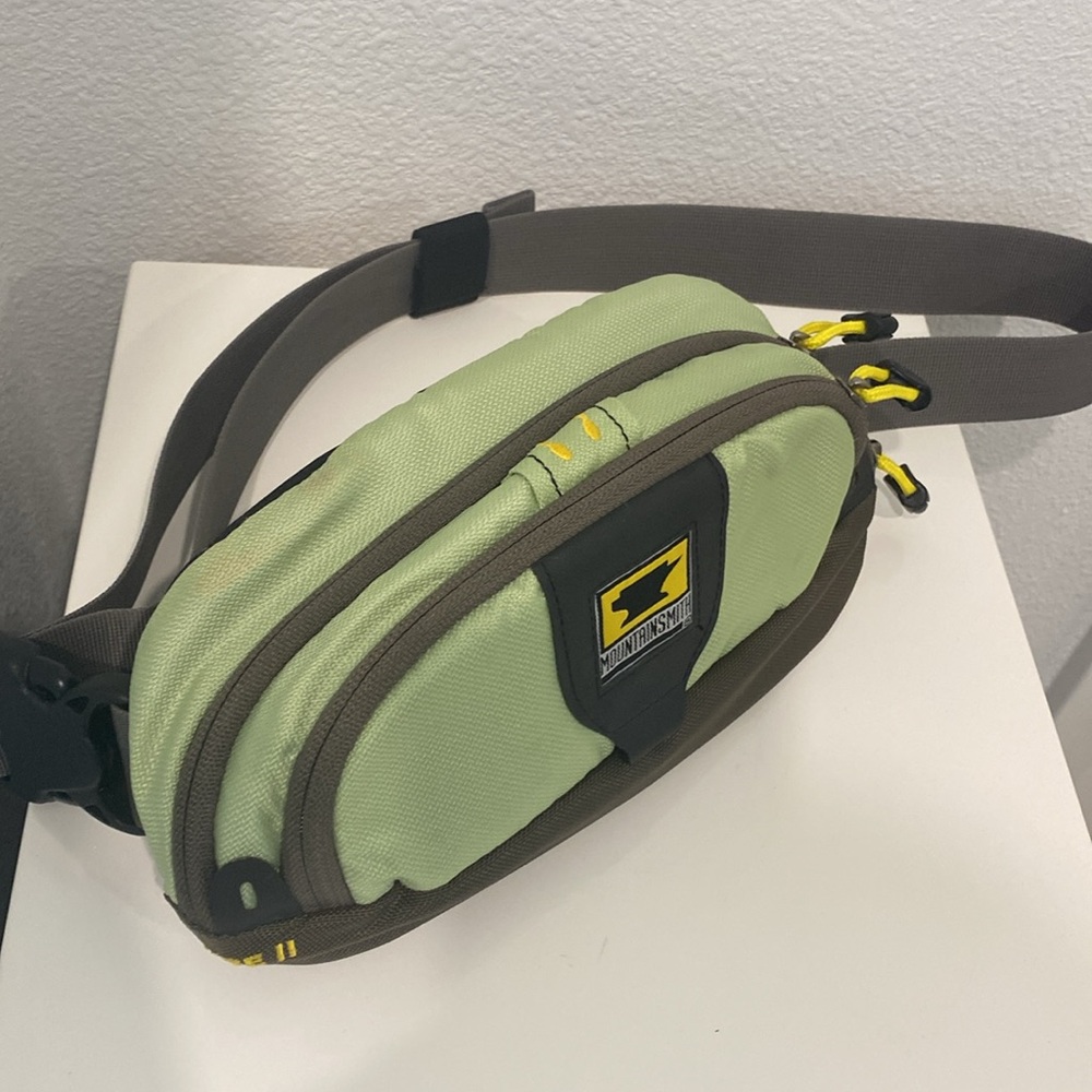 Mountainsmith Vibe II Recycled Lumbar Pack / belted Waist Bag